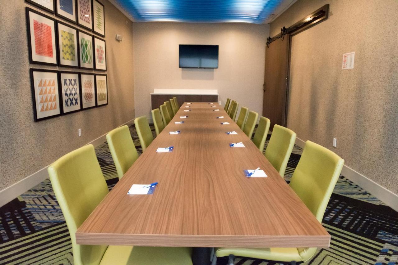 Holiday Inn Express & Suites - Merrillville By Ihg Ngoại thất bức ảnh