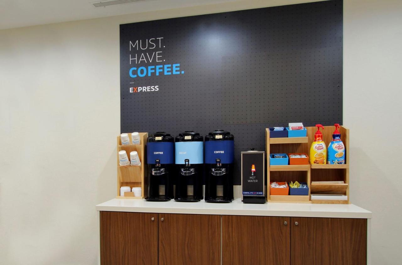 Holiday Inn Express & Suites - Merrillville By Ihg Ngoại thất bức ảnh